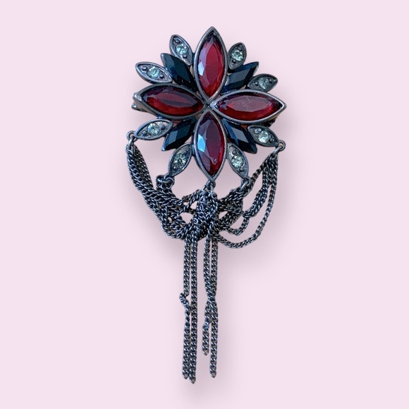 Vintage Jewelry - Whimsygoth Burgundy Brooch